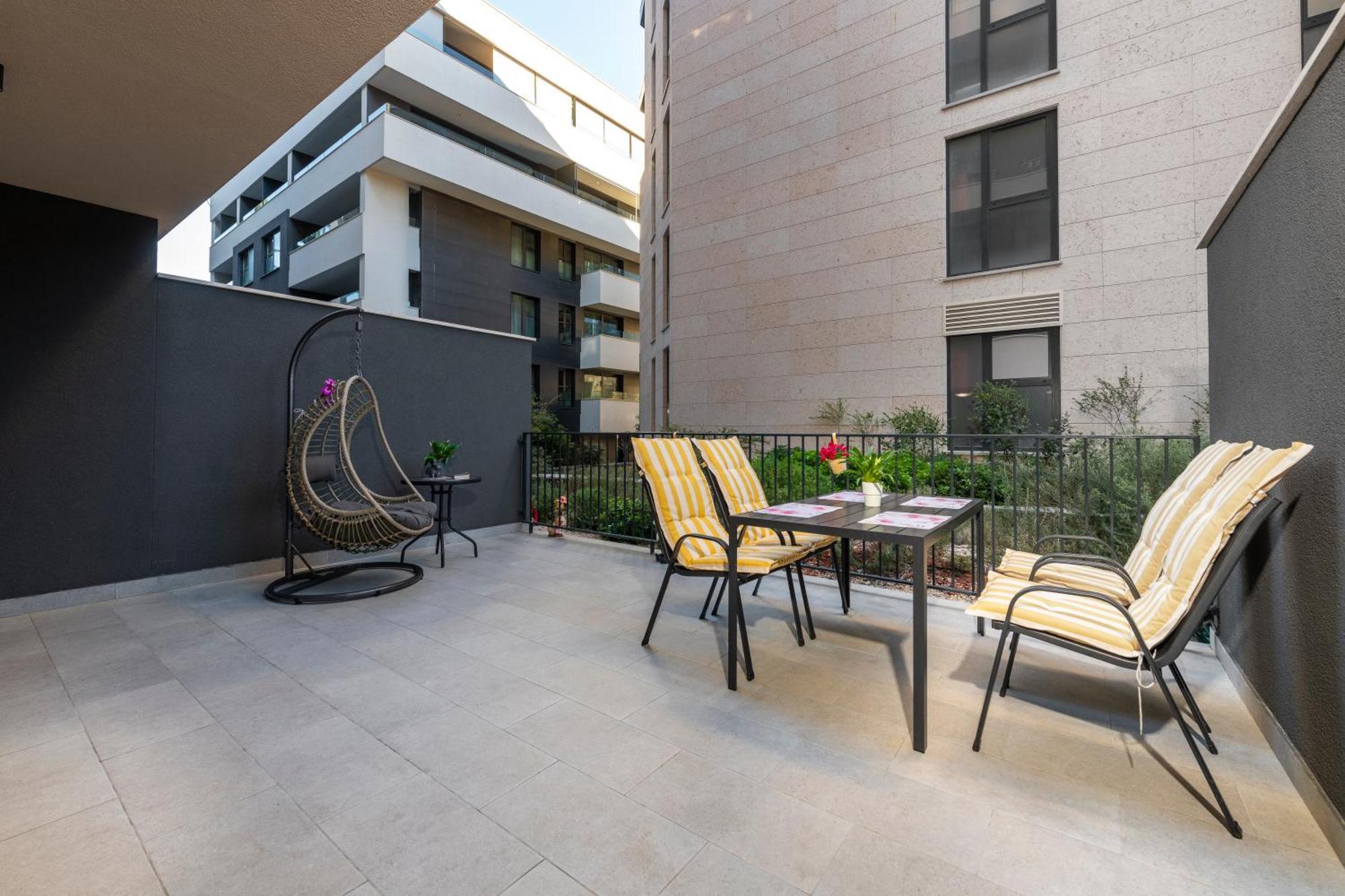 Lupo Gravosa Free Parking Apartment ดูบรอฟนิก ภายนอก รูปภาพ